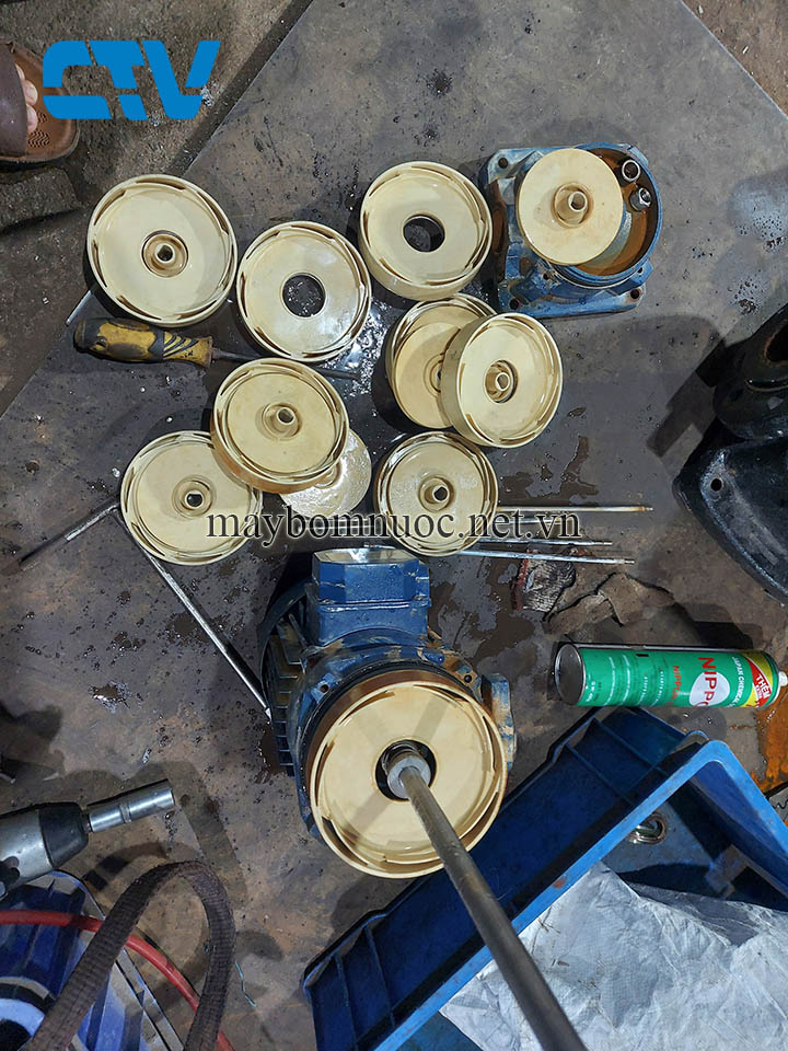 Sửa máy bơm đa tầng cánh Forerun bị hỏng buồng cánh bơm